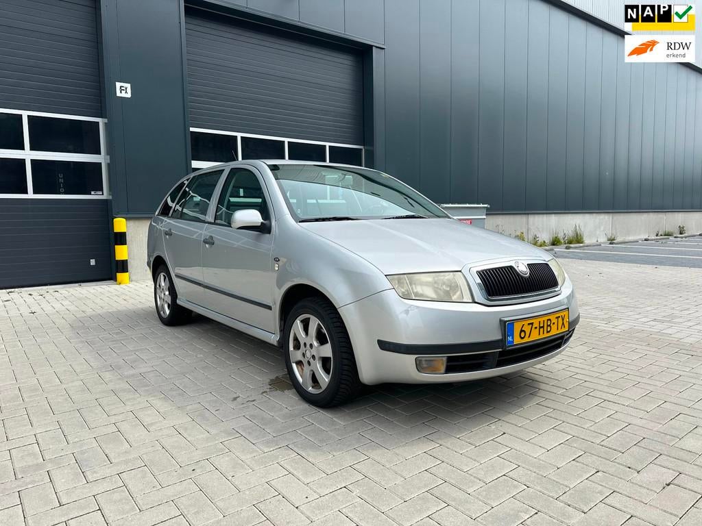 Skoda Fabia Combi 1.4-16V Comfort | CRUISE | ELEKTRISCHE RAM, Auto's, Skoda, Voorwielaandrijving, Gebruikt, 4 cilinders, 49 €/maand