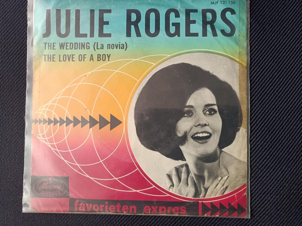 Julie Rogers " The wedding ", 1 single, Ophalen of Verzenden, Gebruikt, Pop