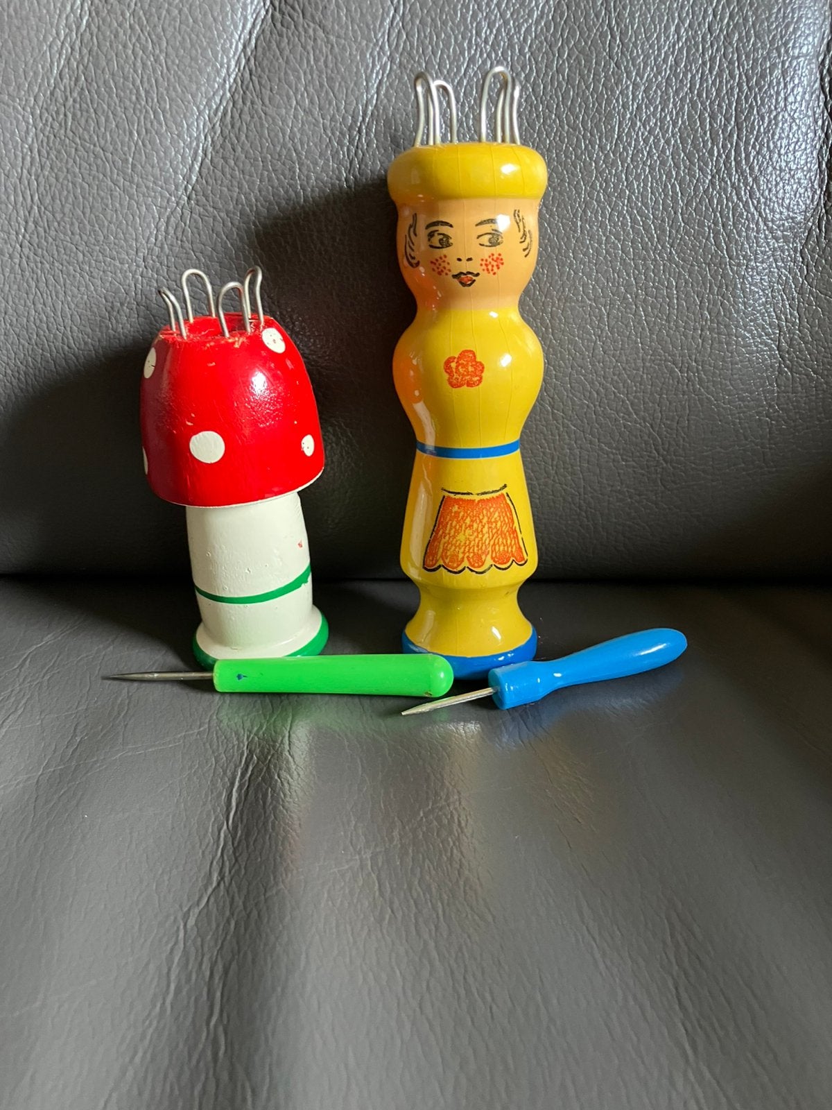 2 punniken klosjes samen 1,50, Ophalen
