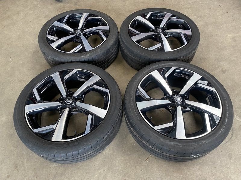 19 inch originele velgen + zomerbanden Nissan Qashqai, Auto-onderdelen, 19 inch, Gebruikt, -, -