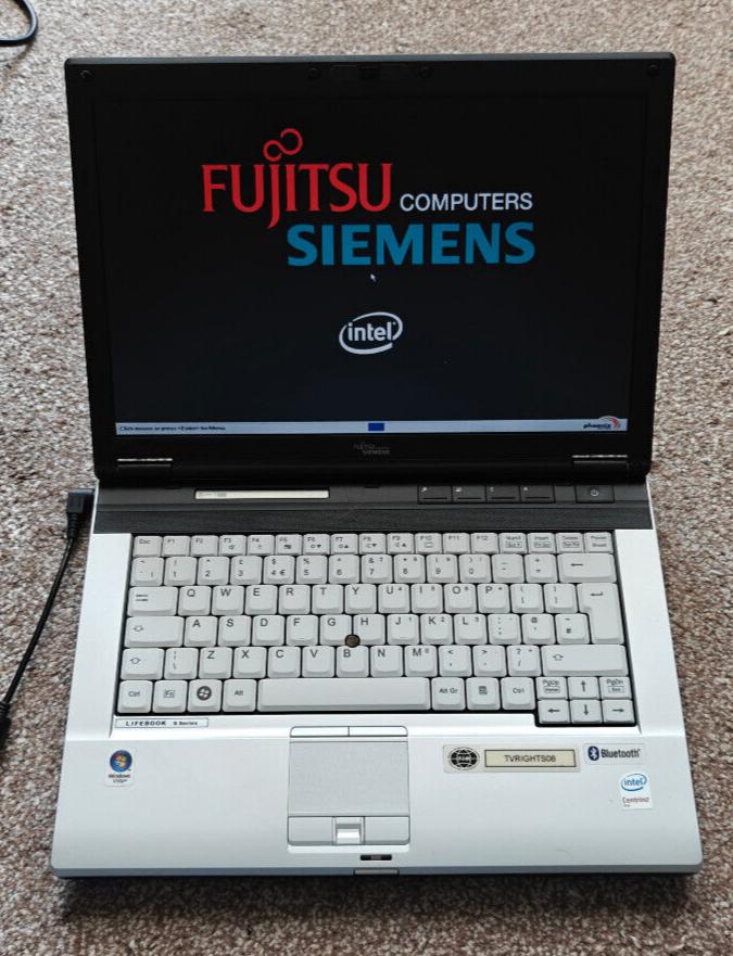 Laptop Fujitsu Siemens, Computers en Software, Windows Laptops, Gebruikt, Qwerty, Fujitsu Siemens, Ophalen of Verzenden
