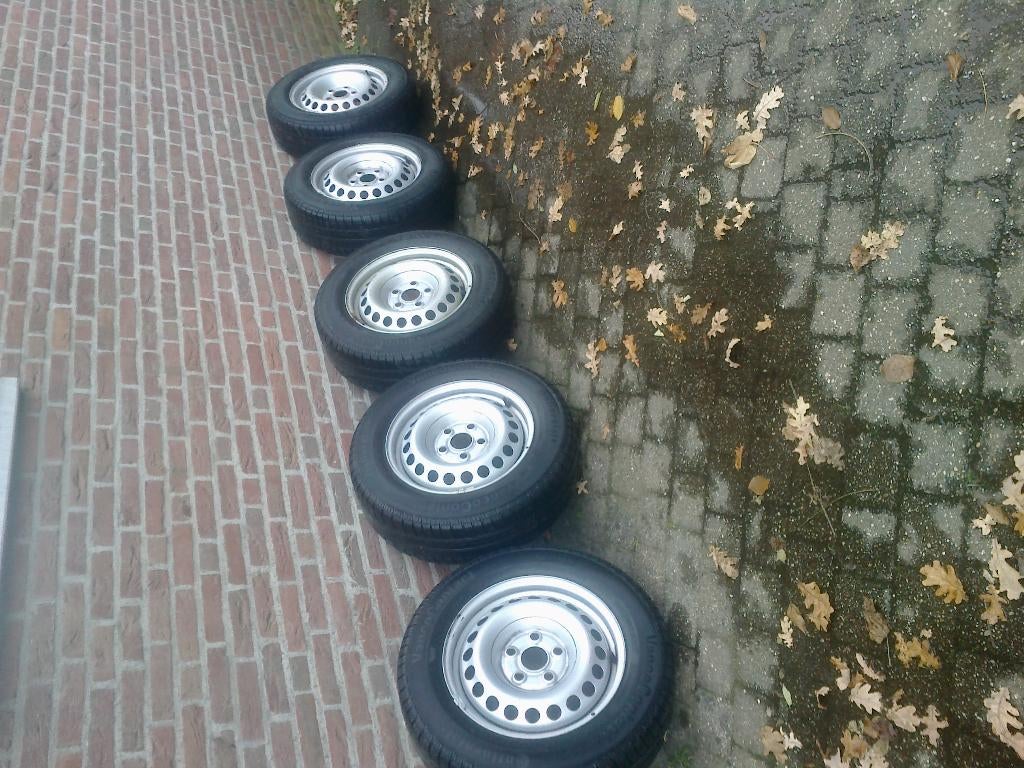 zomerbanden op vw transportervelgen, Auto-onderdelen, Banden en Velgen, Ophalen, 16 inch, 205 mm, Band(en)