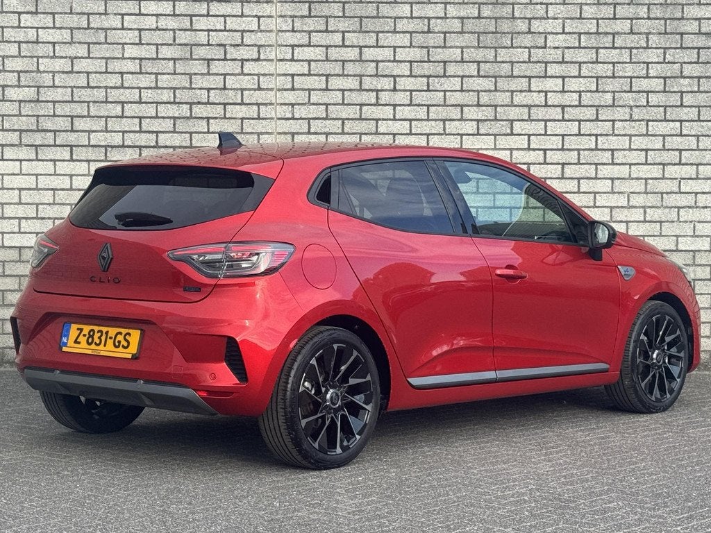 Renault Clio 1.6 E-Tech Full Hybrid 145 Esprit Alpine | 360, Gebruikt, Met garantie (alle), Leder en Stof, 23 km/l