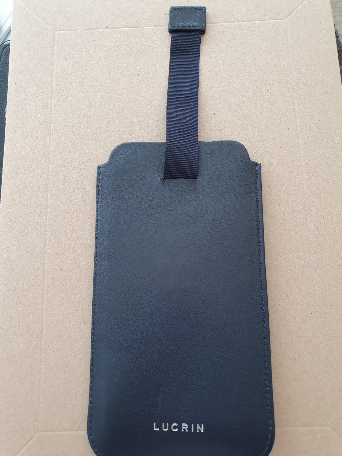 IPhone SE case, Telecommunicatie, Mobiele telefoons | Hoesjes en Frontjes | Apple iPhone, Ophalen of Verzenden, Zo goed als nieuw