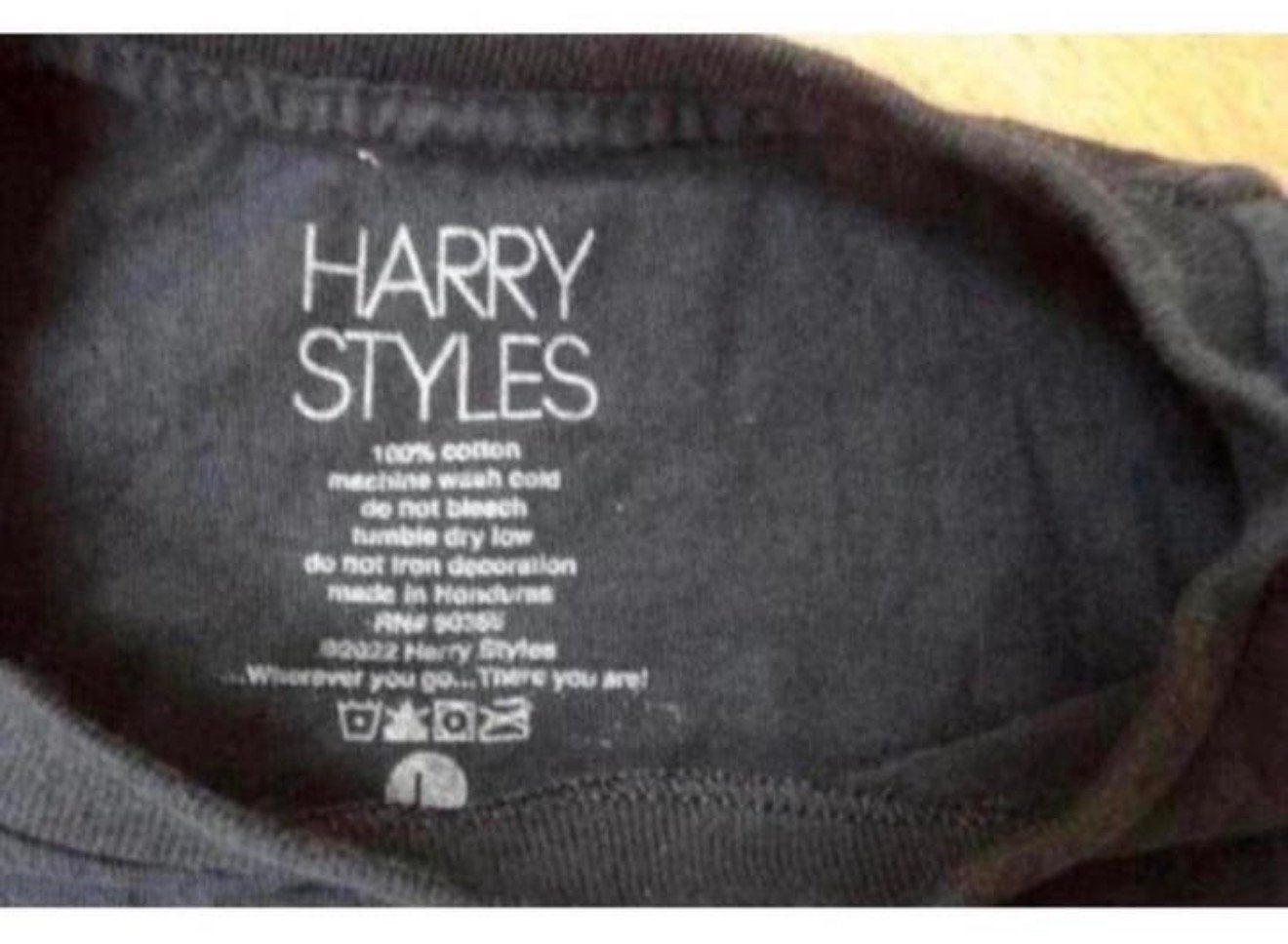 Harry Styles Live T-shirt 2022 Love on tour tshirt maat M, Ophalen of Verzenden, Zo goed als nieuw, H, Kleding
