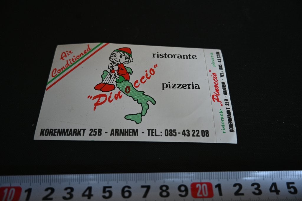 sticker Arnhem PINOCCIO ristorante pizzeria Korenmarkt 25B, Ophalen of Verzenden, Zo goed als nieuw