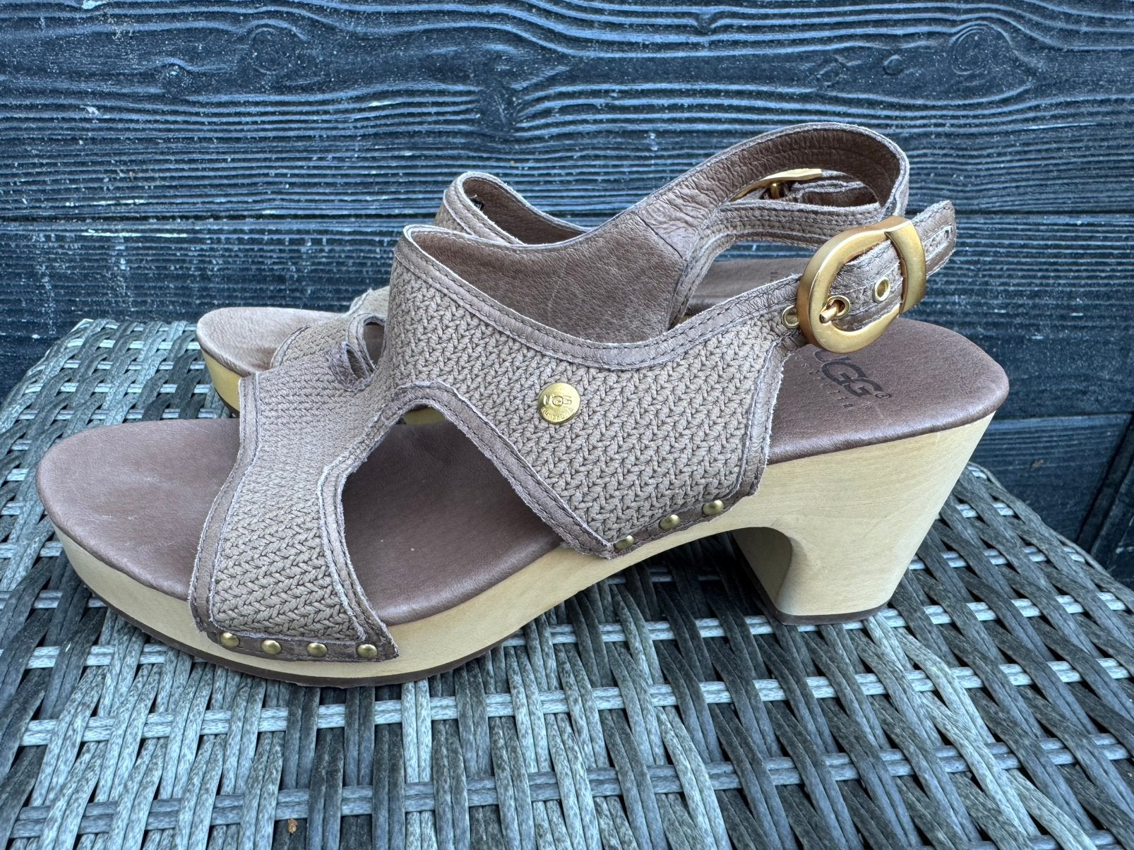 *Ugg* Super leuke Sandalen mt 40 Zeer goede staat!, Verzenden, Beige, Sandalen of Muiltjes, Zo goed als nieuw