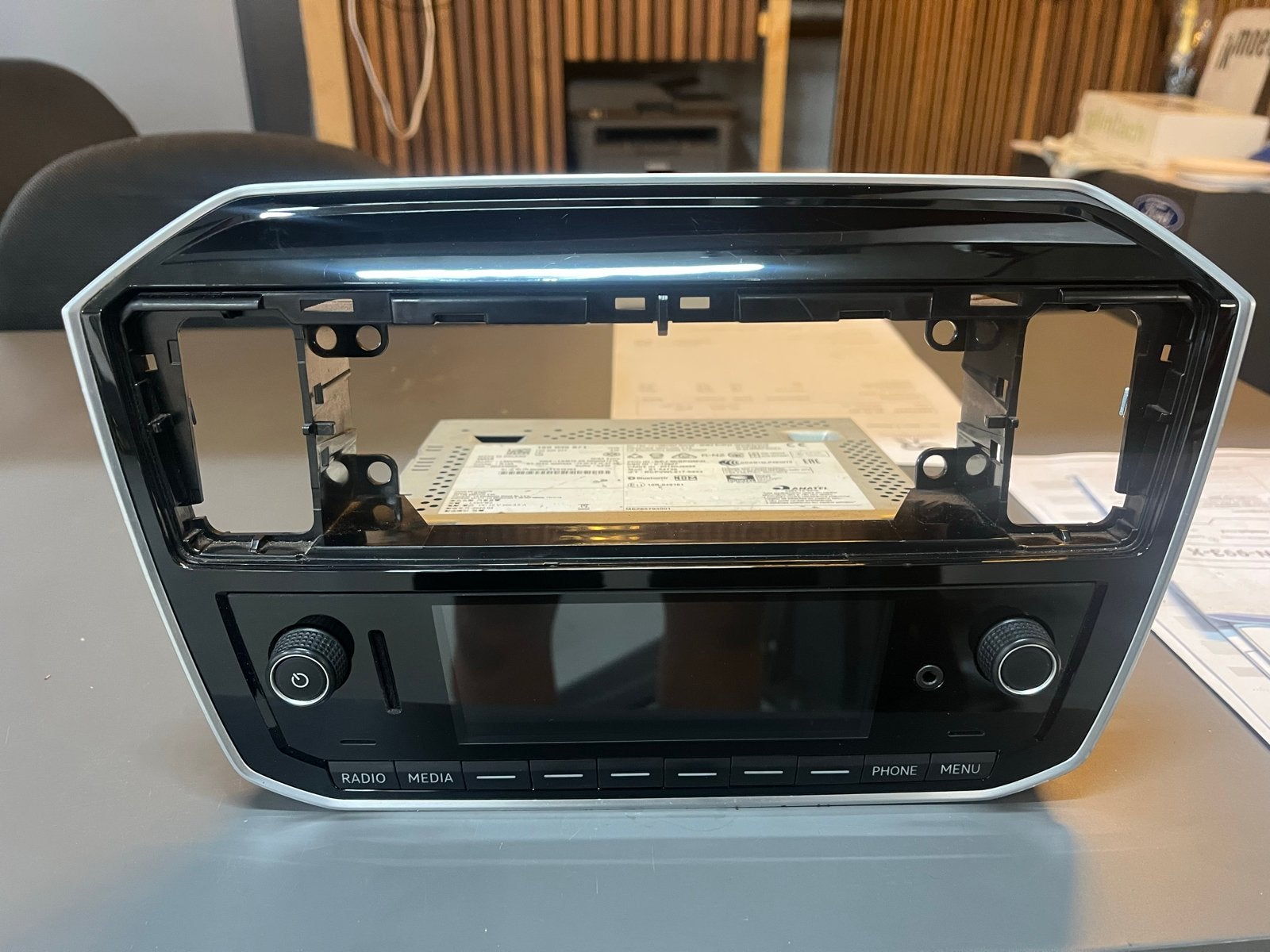 Volkswagen up MIB2 Entry Radio 1S0 035 871, Auto diversen, Autoradio's, Ophalen of Verzenden, Zo goed als nieuw