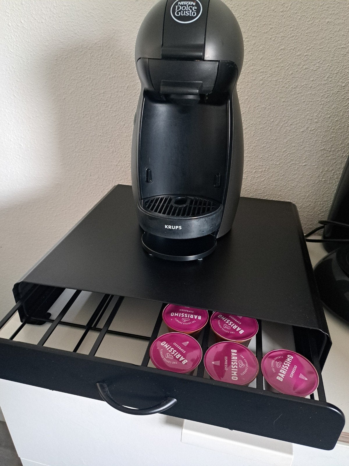 Dolce gusto koffie apparaat met cup houder, Ophalen