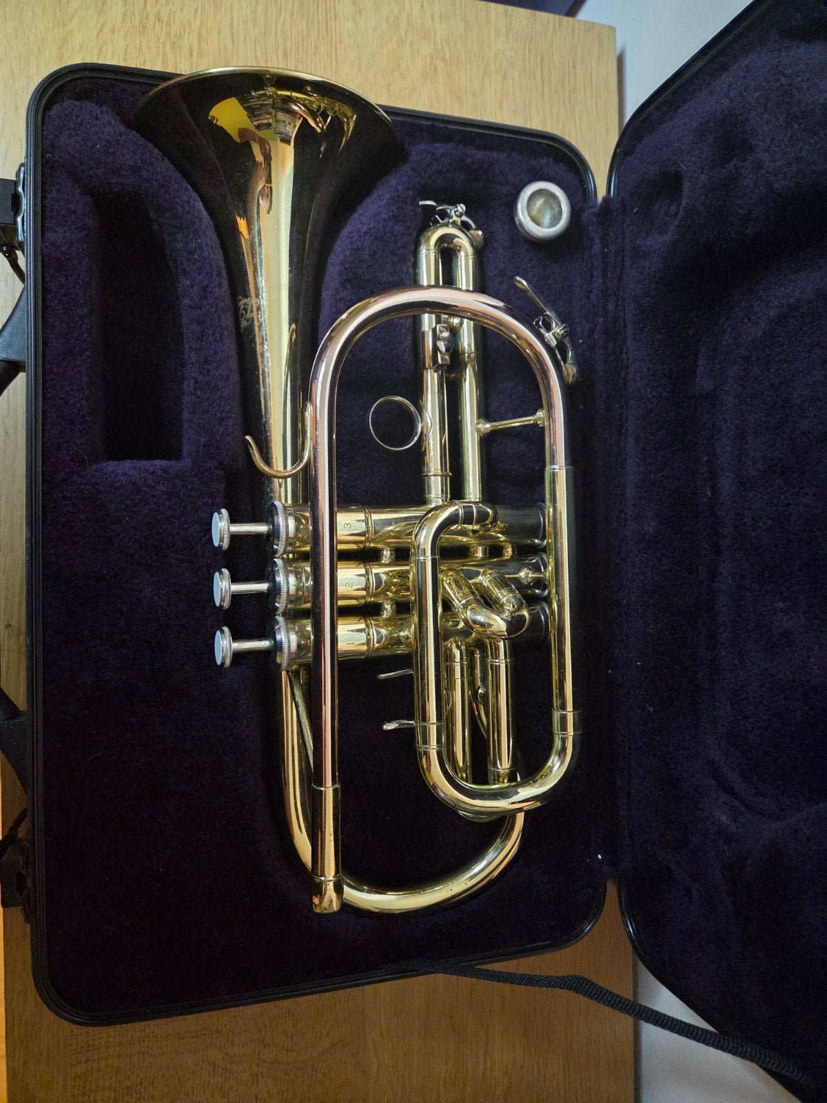 J. Michael Cornet CR-2570 met koffer, Muziek en Instrumenten, Ophalen, Zo goed als nieuw, Overige typen, Met koffer
