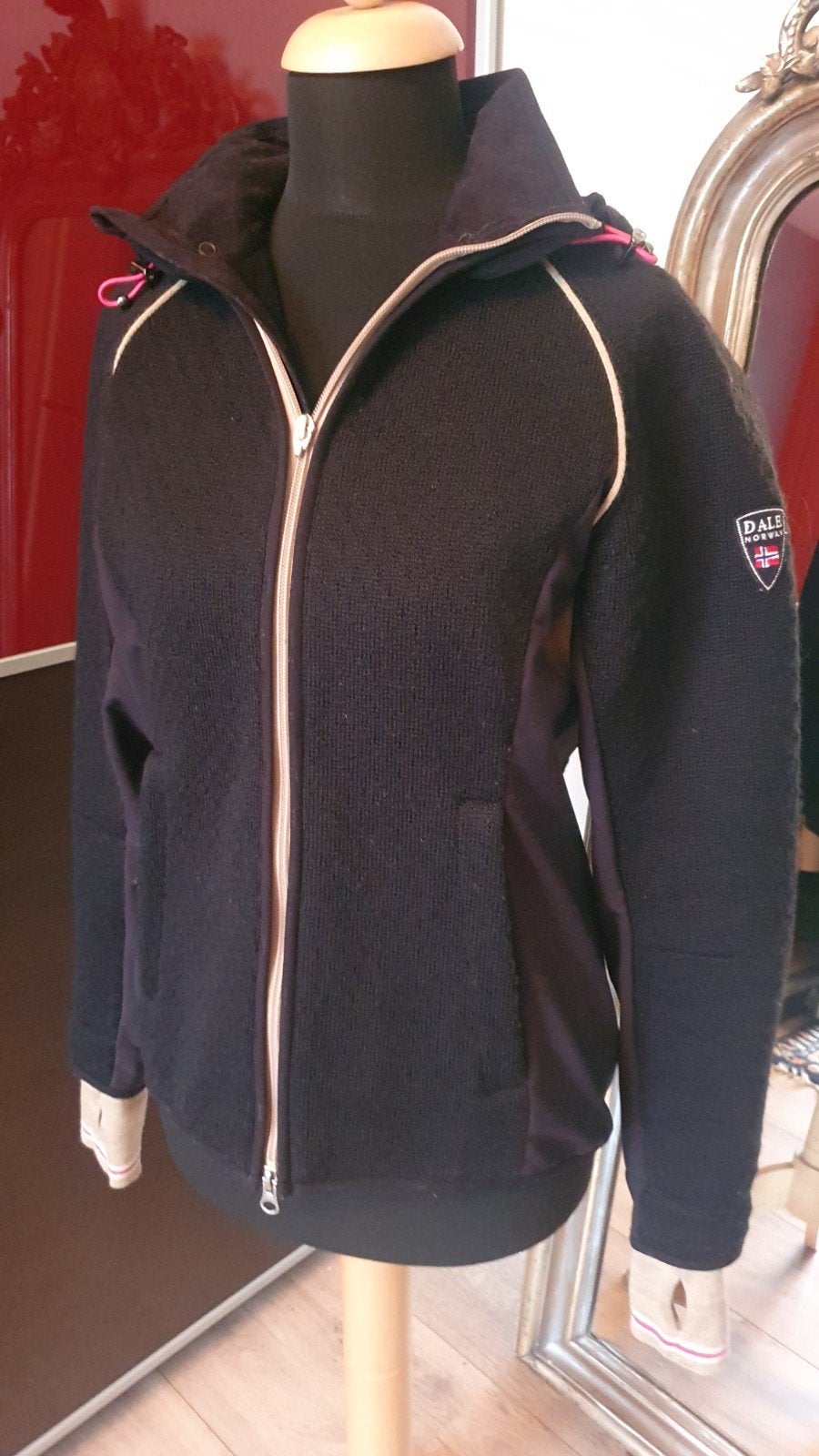 Dale of Norway windstopper, Ophalen of Verzenden, Gedragen, Maat 36 (S), Zwart