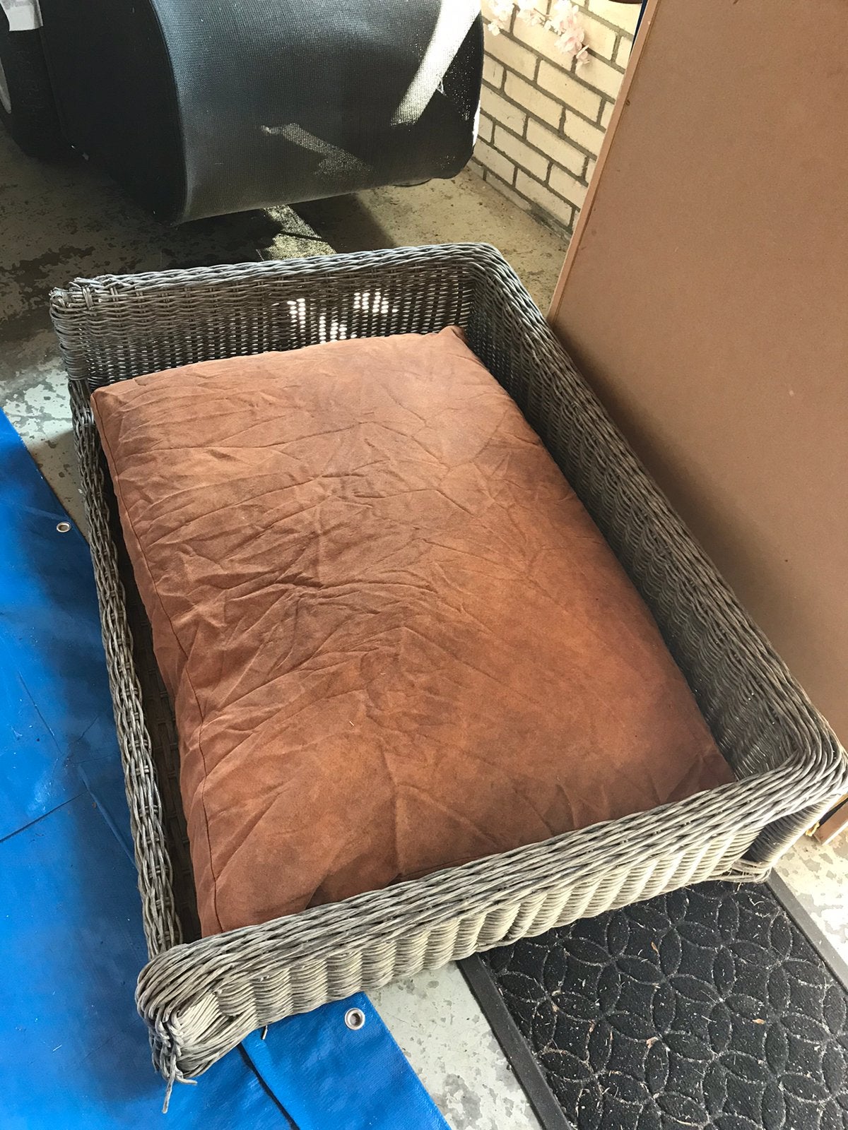 Grote Hondenmaand te koop!, Ophalen, Gebruikt, Riet