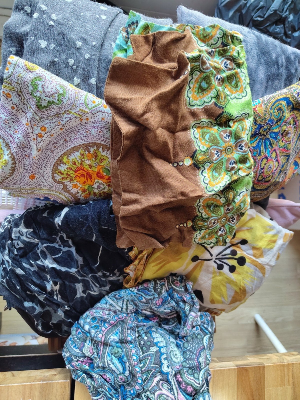 7 gebruikte sjaals, waaronder Oilily, Oilily, Maat 46/48 (XL) of groter, Ophalen of Verzenden, Sjaal