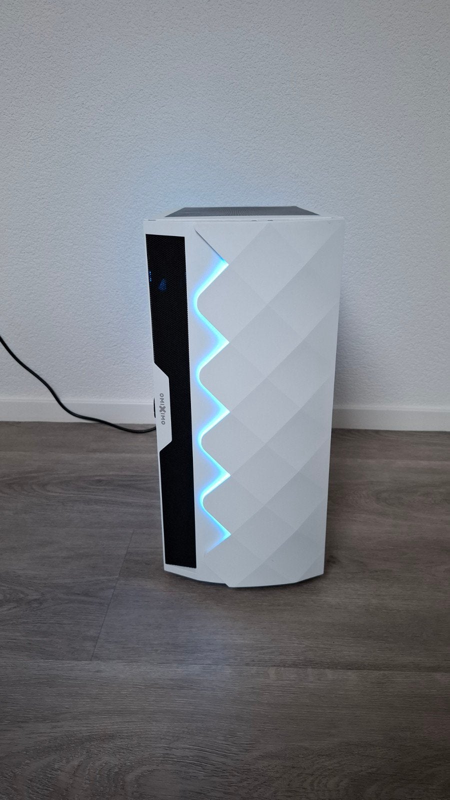 GameMax Diamond COC Witte PC Case, Computers en Software, Computerbehuizingen, Ophalen, Onbekend, Zo goed als nieuw, GameMax