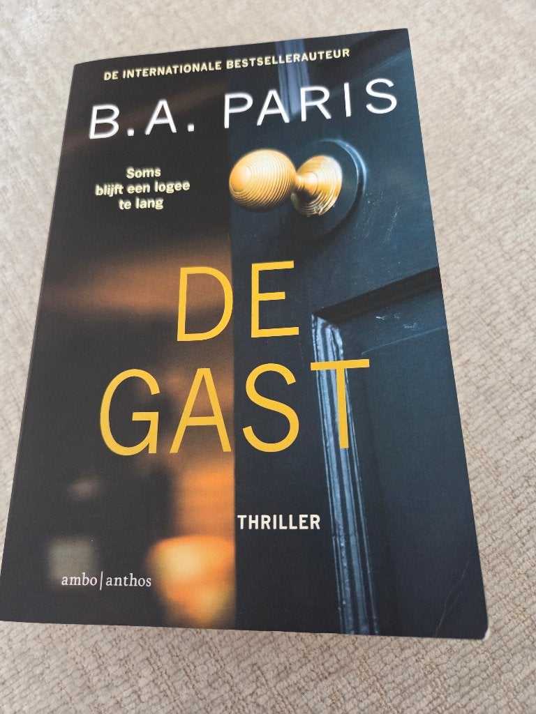De gast,B.A Paris, Ophalen of Verzenden, Zo goed als nieuw