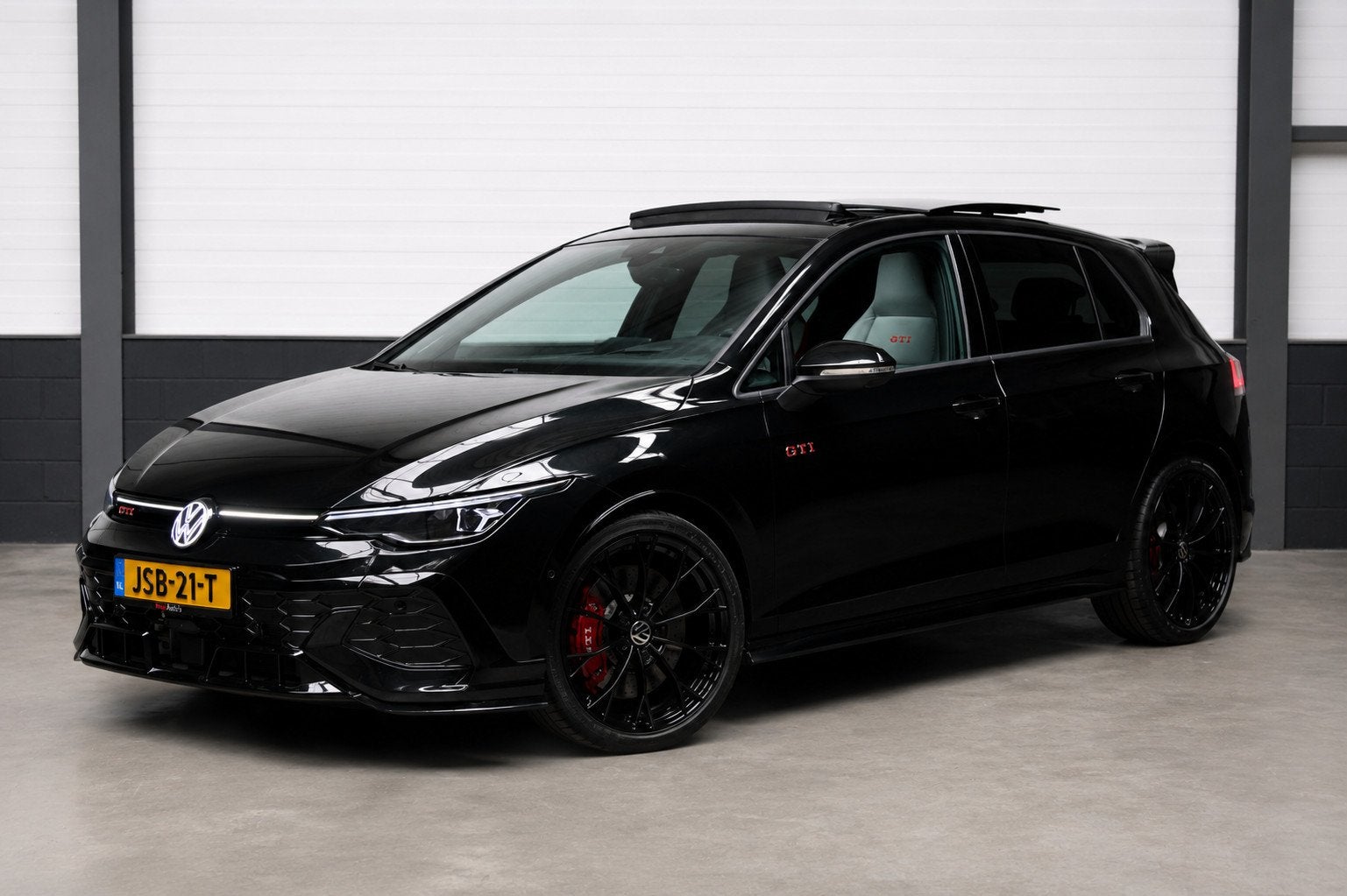Volkswagen GOLF 2.0 TSI GTI Clubsport Akra Pano H/K Leder, Gebruikt, Euro 6, 4 cilinders, 1984 cc