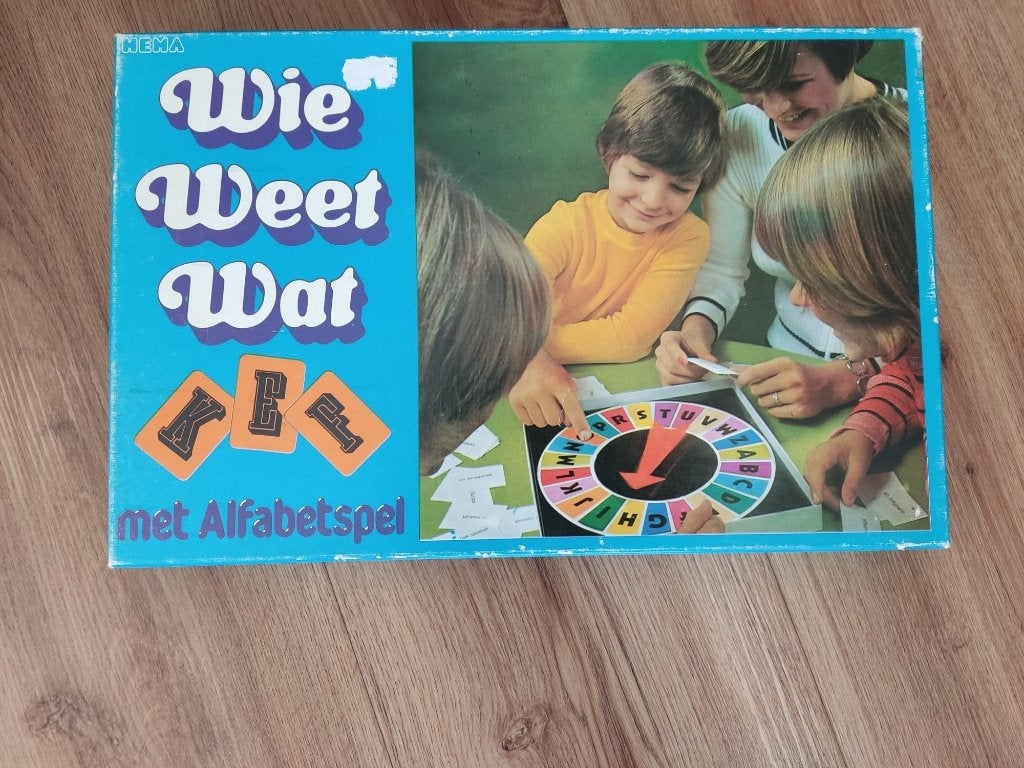 Wie weet wat met alfabet – vanaf 5 jaar, Ophalen of Verzenden, Gebruikt