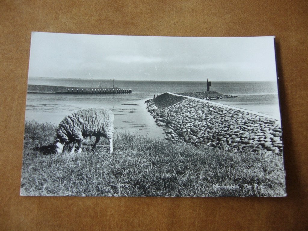 MEDEMBLIK  =  DE PIER, Verzamelen, Ophalen of Verzenden, 1940 tot 1960, Gelopen, Noord-Holland