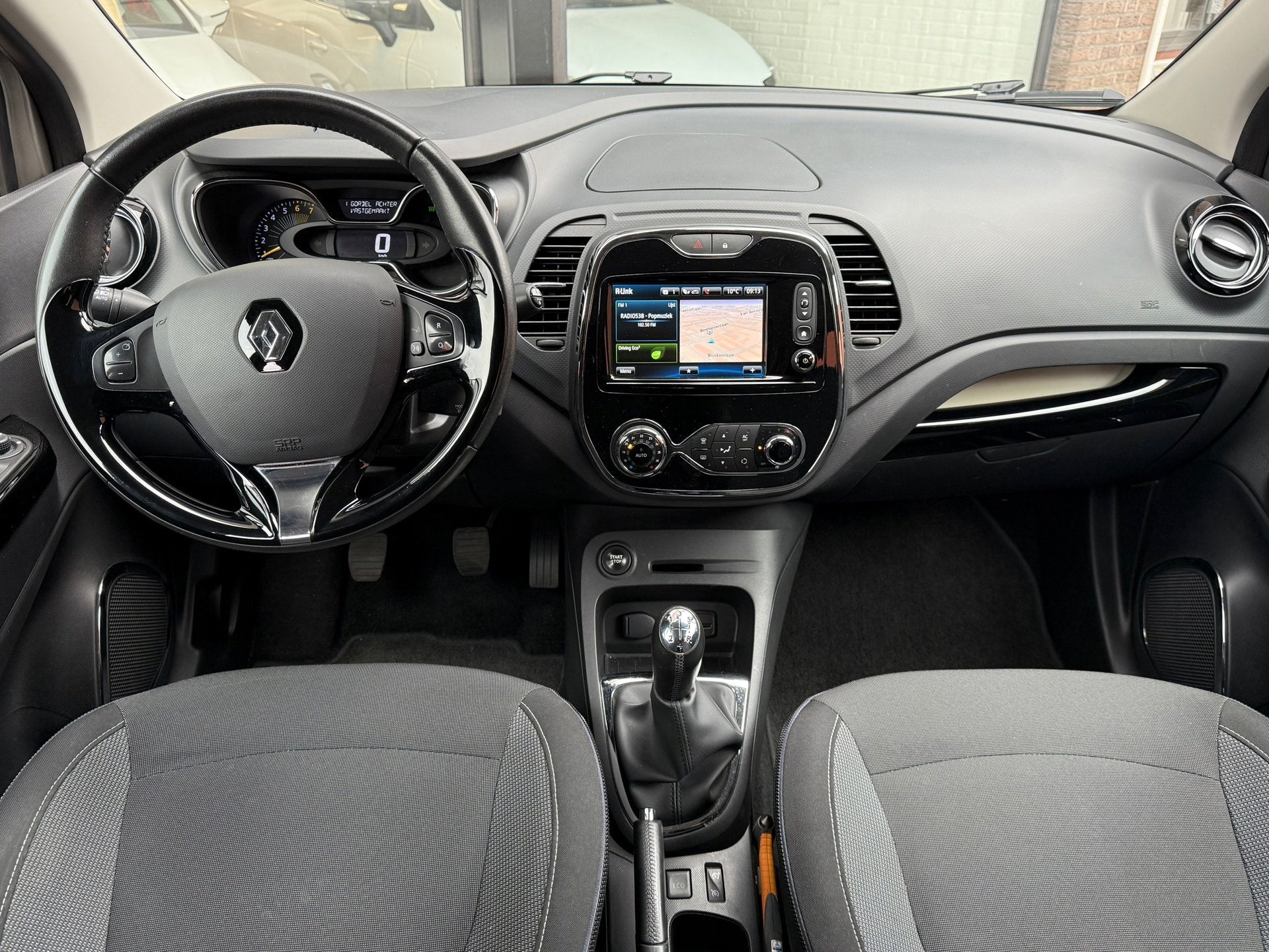 Foto 2 van Renault Captur 0.9 TCe 2e EIG | CAMERA | NAVI | CLIMATE | NA