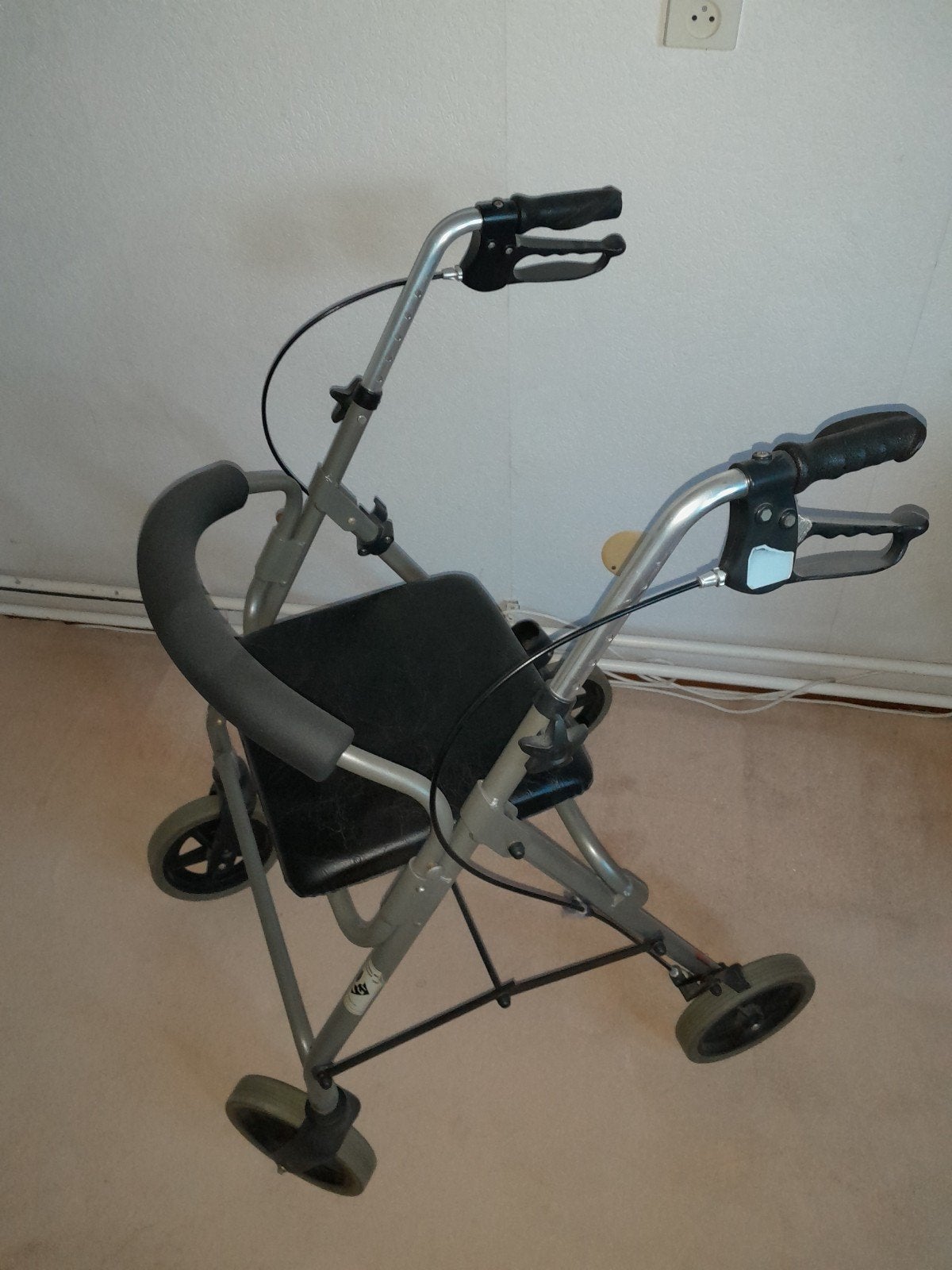 rollator, Diversen, Ophalen, Lichtgewicht, Gebruikt