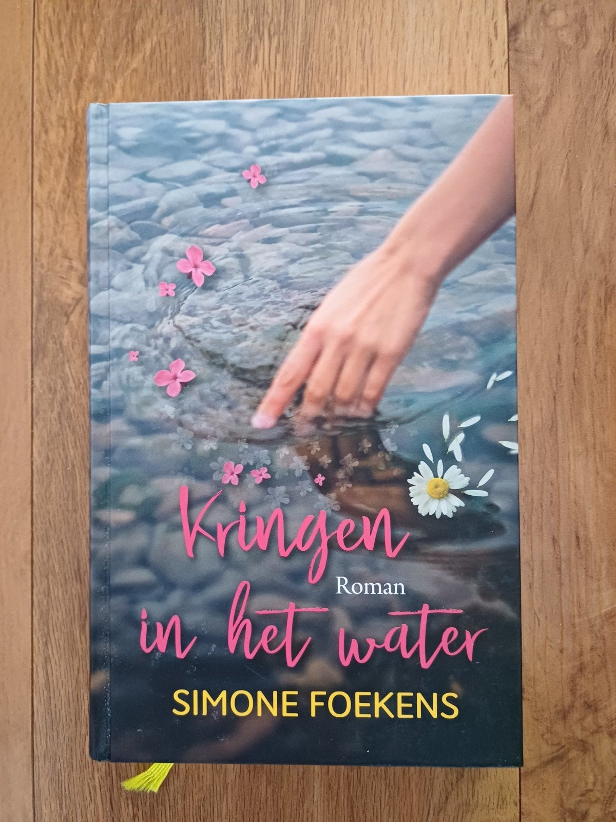 Simone Foekens - Kringen in het water. Prima staat, Ophalen of Verzenden, Simone Foekens, Noord-Brabant