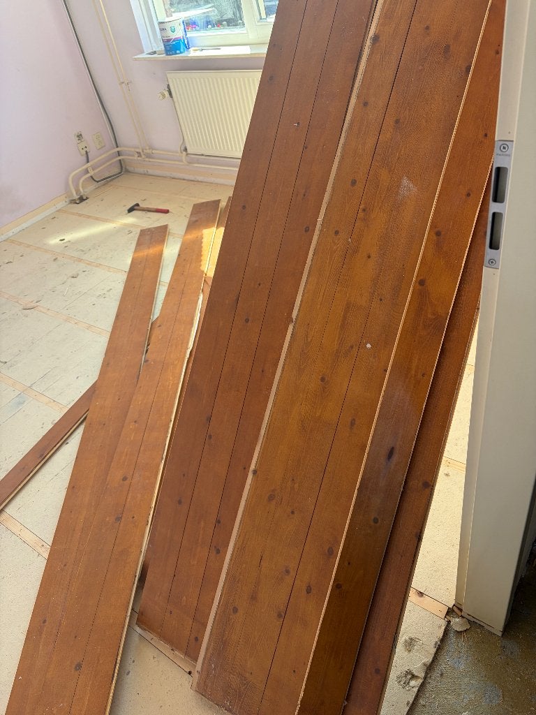 Massief houten vloerdelen 45 m² + plinten | grenen/vuren, Gebruikt, Vloerdelen of -planken, 10 m² of meer, Hout
