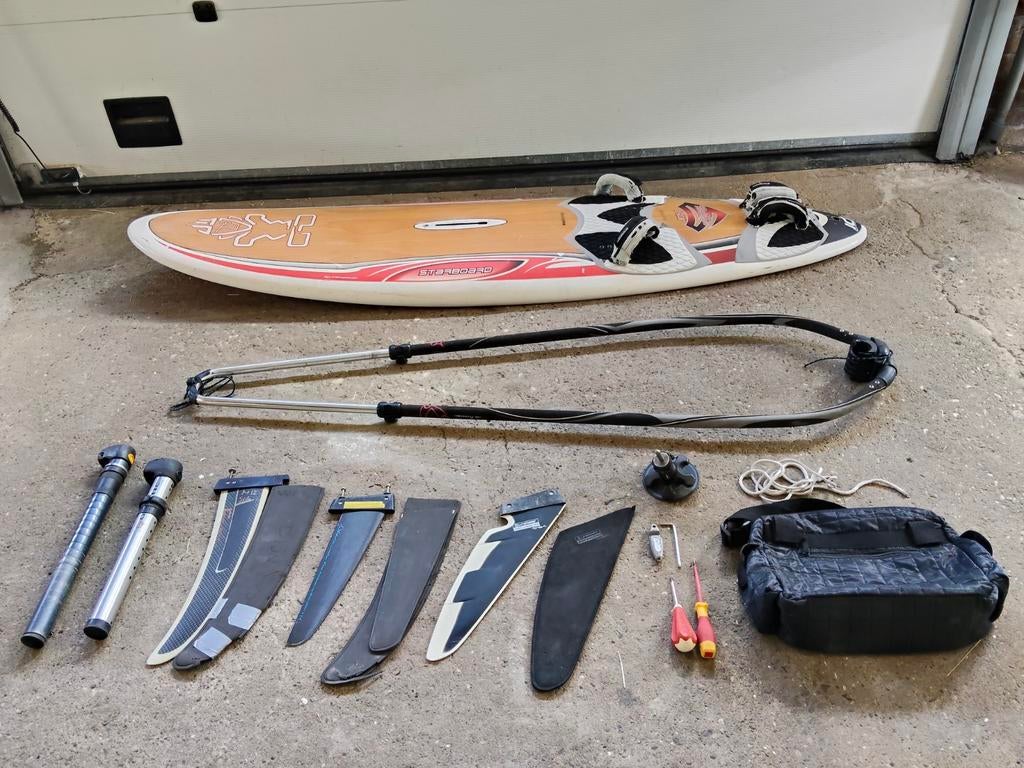 Starboard Wood Technology Surfplank met Venom Giek, Watersport en Boten, Windsurfen, Ophalen, Gebruikt, Met draagtas, Minder dan 250 cm