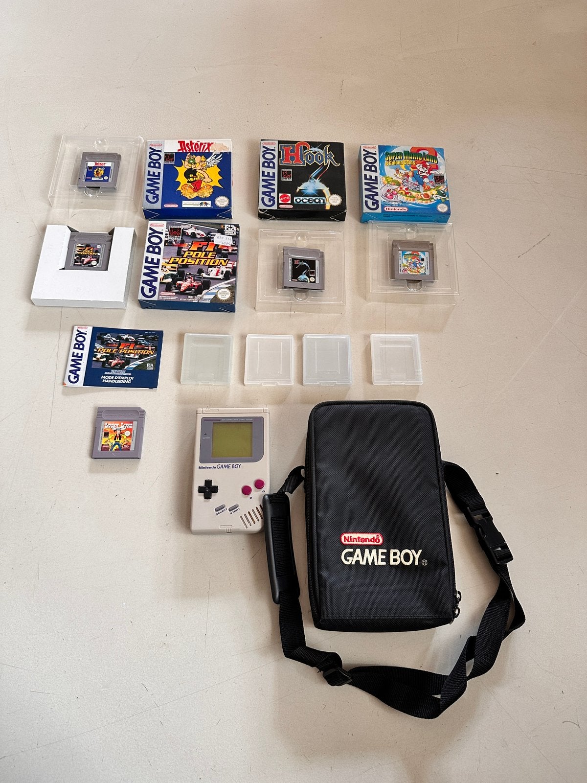 Game Boy Classic DMG-01 + 5 Games & Game Boy Color Tas, Spelcomputers en Games, Spelcomputers | Nintendo Game Boy, Ophalen of Verzenden