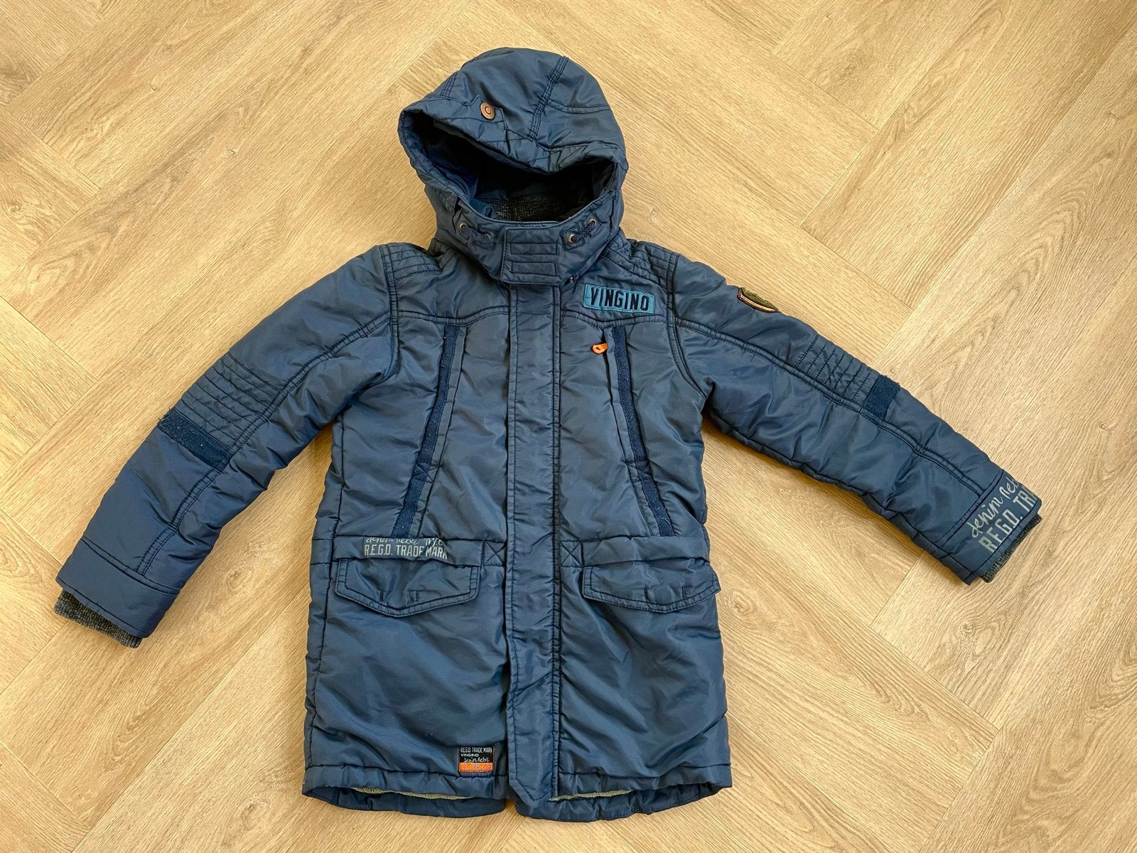 Vingino winterjas Blauw, maat 128, Verzenden, Zo goed als nieuw, Jongen, Jas