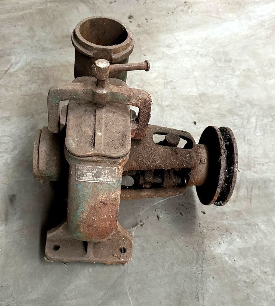 Landruf waterpomp gietijzer met snaarschijf - oud landbouw, Ophalen, Gebruikt, Handmatig, Overige typen