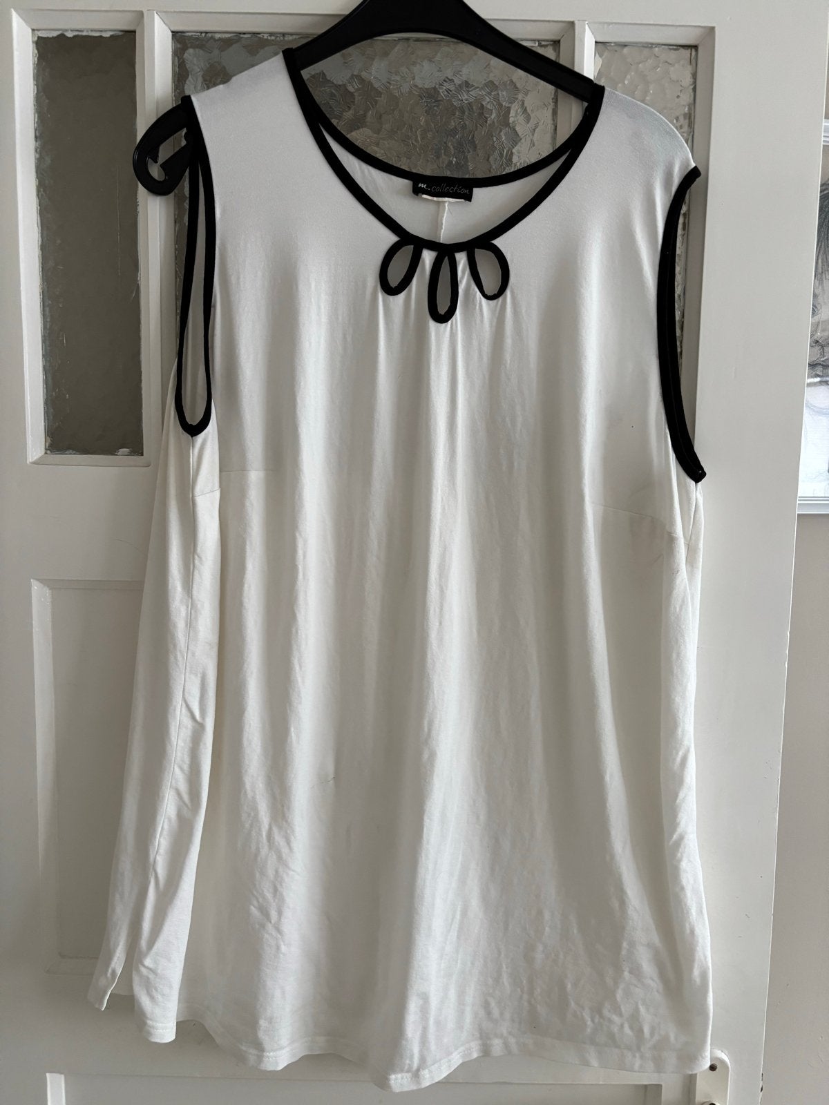 Leuke M. Collection mouwloze top maat 48, Kleding | Dames, Grote Maten, Ophalen of Verzenden, Gedragen, Wit