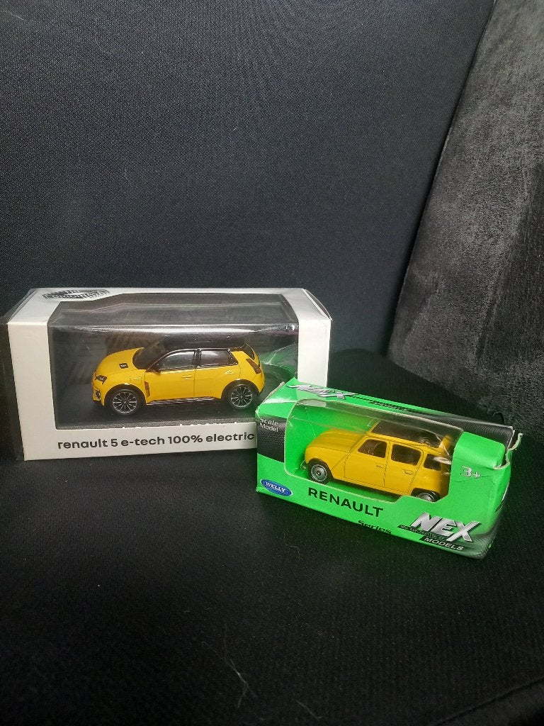 Renault 5 E-Tech Norev 1:43 + gratis Renault 4 modelauto, Ophalen of Verzenden, Nieuw, Auto, Norev