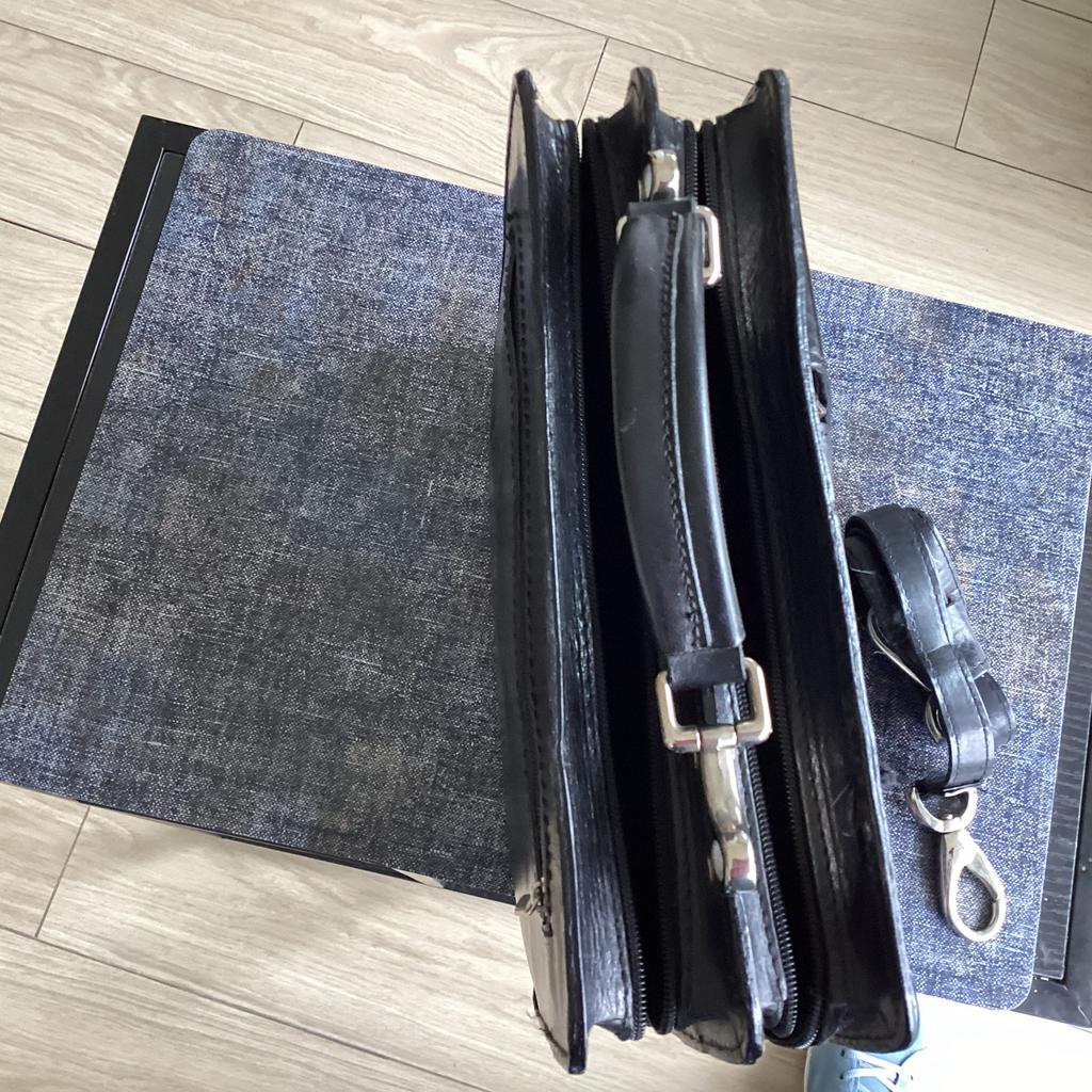 Leren Herentas Zwart met Ritsvakken - Ideaal voor Reizen, Overige merken, Gebruikt, Zwart, Ophalen of Verzenden