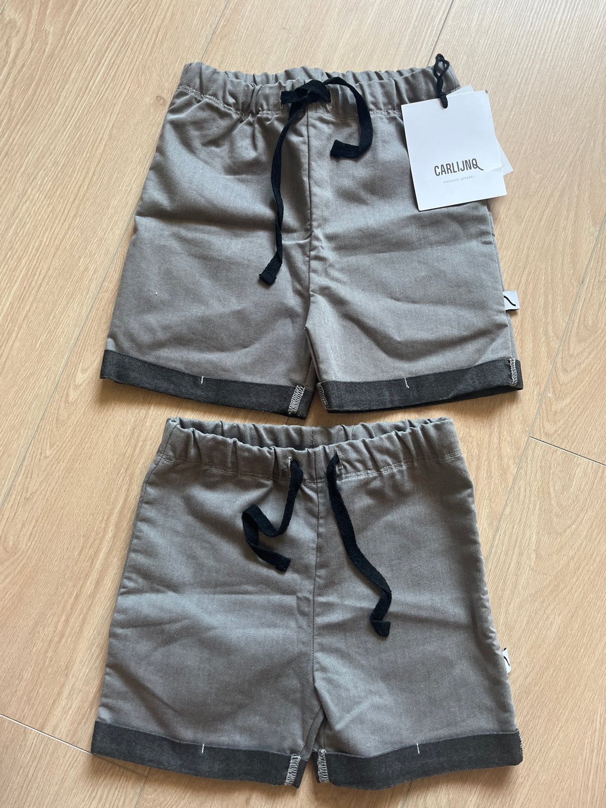 Nieuwe Carlijnq short  korte broek 122 128 en 110 116, Ophalen of Verzenden, Nieuw, Jongen of Meisje