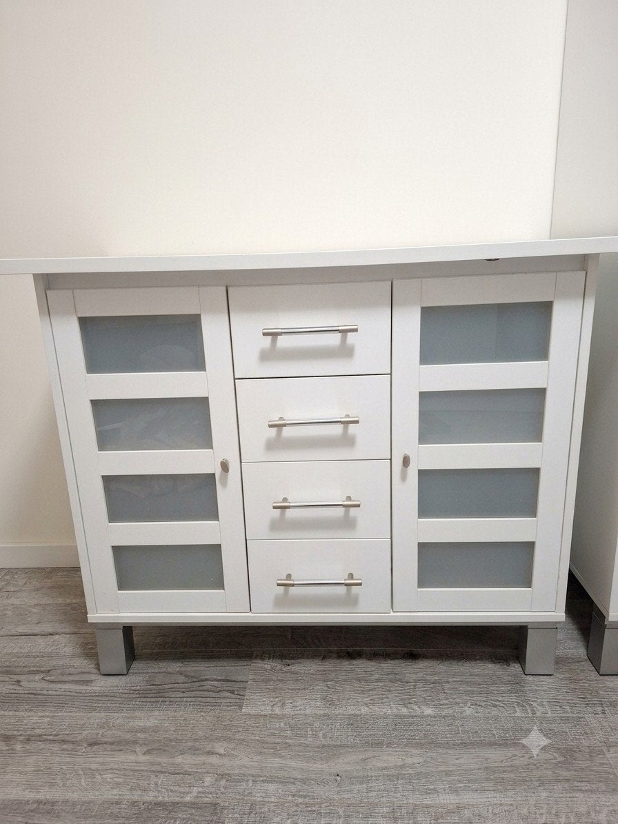 Witte commode met 4 lades en 2 deurtjes met legplanken, Ophalen