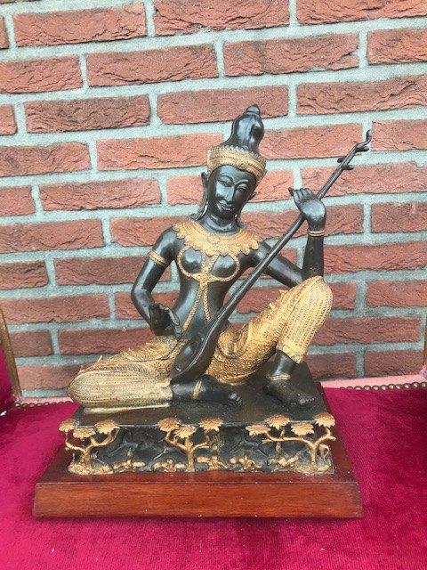 groot bronzen beeld, Thaise tempelmuzikant, Antiek en Kunst, Ophalen of Verzenden, Brons