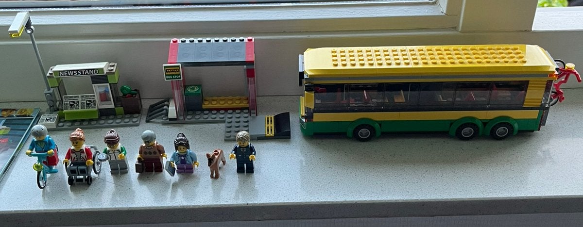Lego city 60154 busstation, City, Lego, Ophalen of Verzenden, Zo goed als nieuw