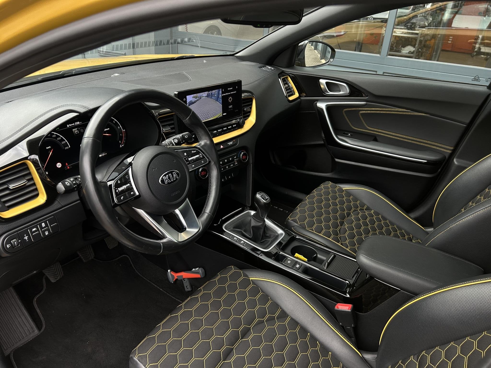 Kia XCeed 1.4 T-GDi DynamicPlusLine | Panoramadak | Navi | C, Auto's, Voorwielaandrijving, XCeed, 4 cilinders, Leder en Stof
