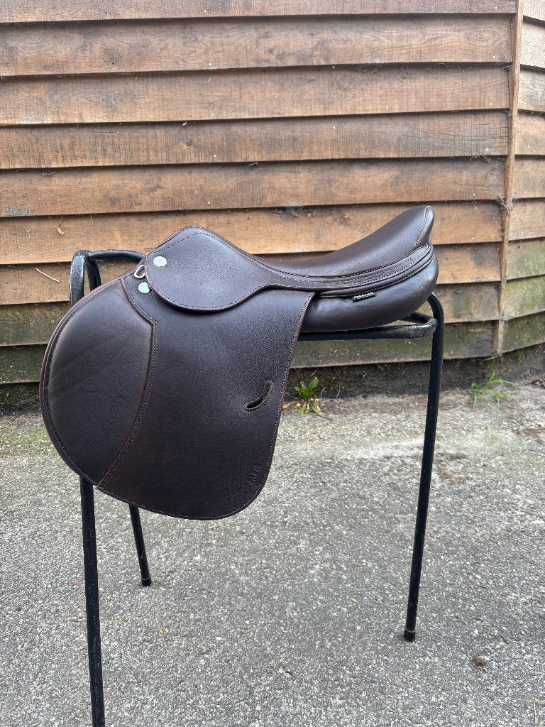 Prestige Paris 2D Springzadel, Dieren en Toebehoren, Paarden en Pony's | Zadels, Ophalen, Vlakke zit, Middel, Schoft-/schoudervrijheid