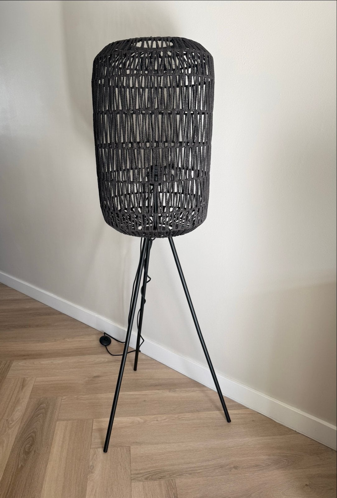 Zwarte Rotan Vloerlamp, Ophalen, Zo goed als nieuw, E27 (groot), 100 tot 150 cm