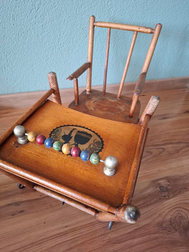 Antieke houten poppenstoel met speelblad, Antiek en Kunst, Antiek | Speelgoed, Ophalen