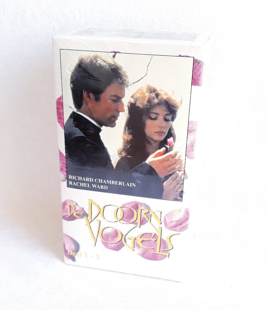 Complete serie de Doornvogels VHS - videobox -nog geseald-, Cd's en Dvd's, VHS | Film, Boxset, Engels, Alle leeftijden, Drama
