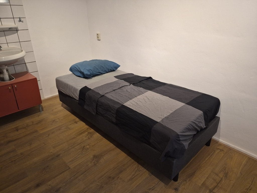 1 persoons bed, inclusief matras, Huis en Inrichting, Slaapkamer | Boxsprings, Ophalen, Gebruikt, 90 cm, Eenpersoons