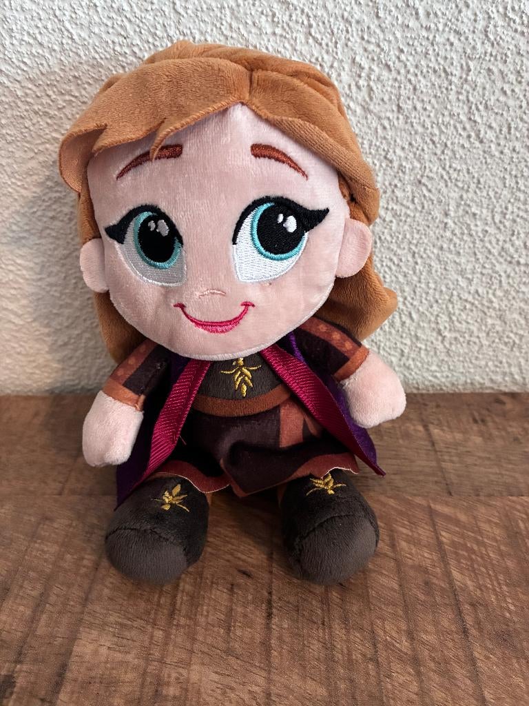 Disney knuffel Anna Frozen. 20 cm. ZGAN. (meer op FOTO's), Disney, Disney, Overige typen, Ophalen of Verzenden