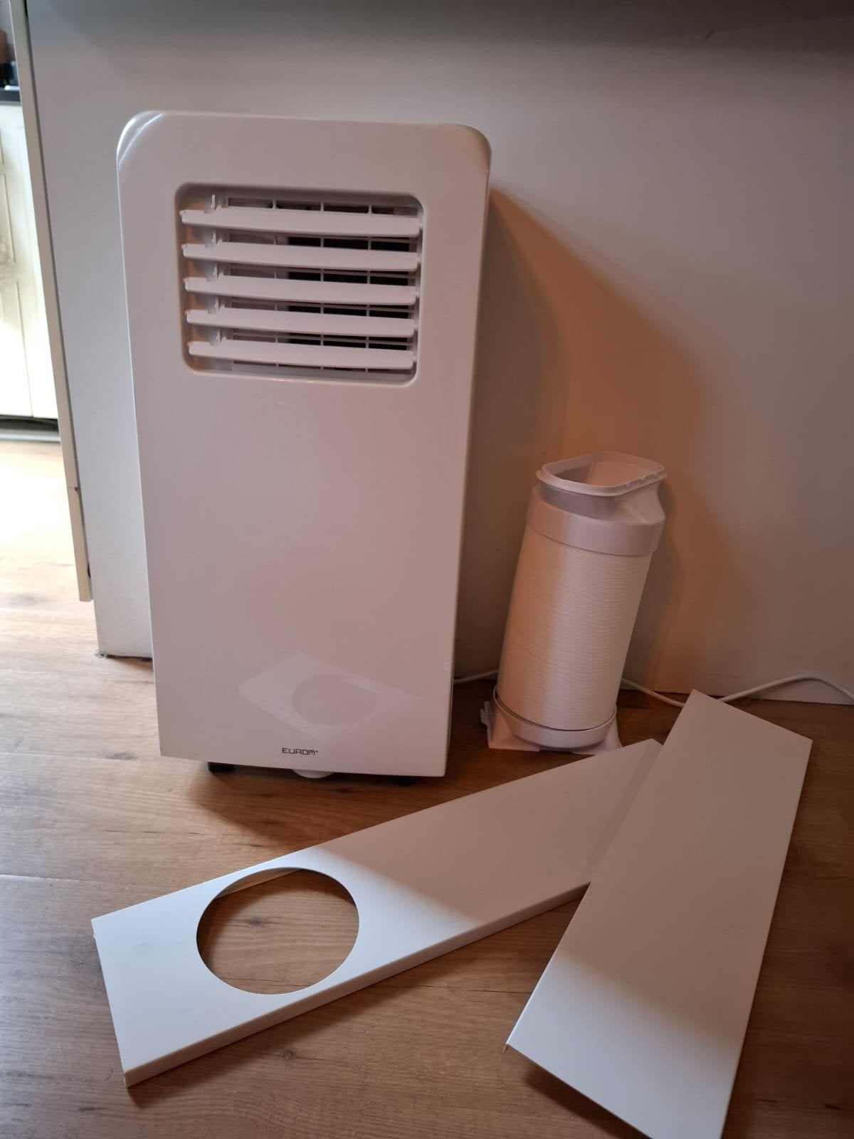 Eurom 9000 Btu Mobiele airco, Ophalen, Gebruikt, Minder dan 60 m³, 3 snelheden of meer