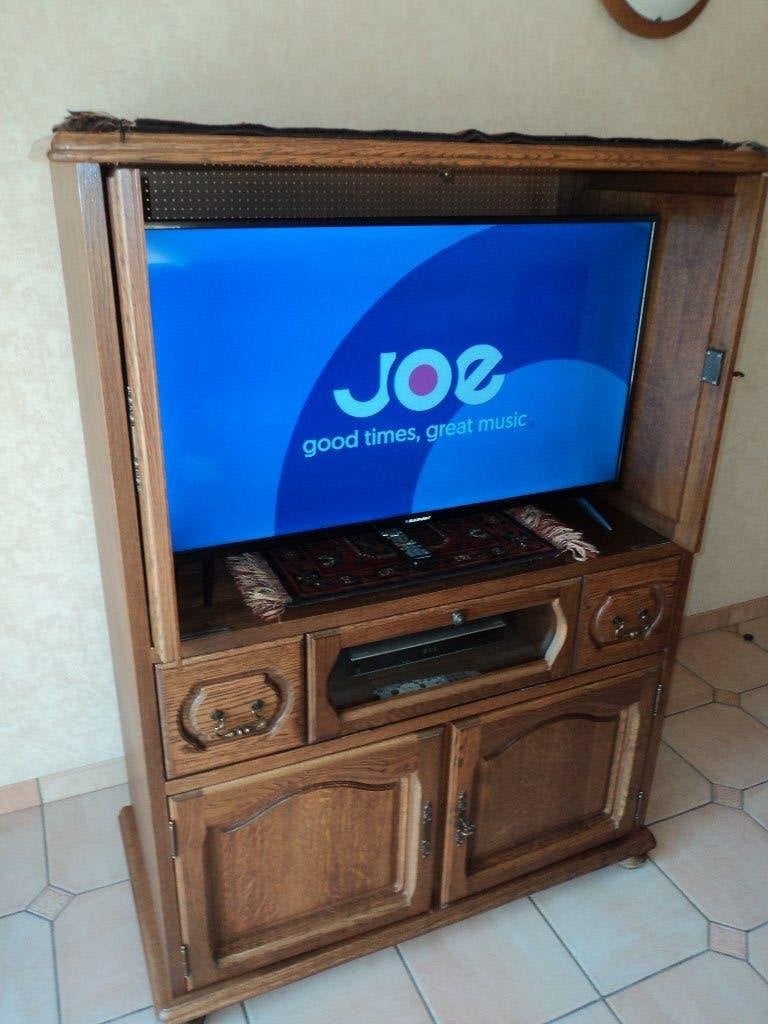 TV Kast - opbergruimte, Ophalen, Gebruikt, 100 tot 150 cm, Eikenhout