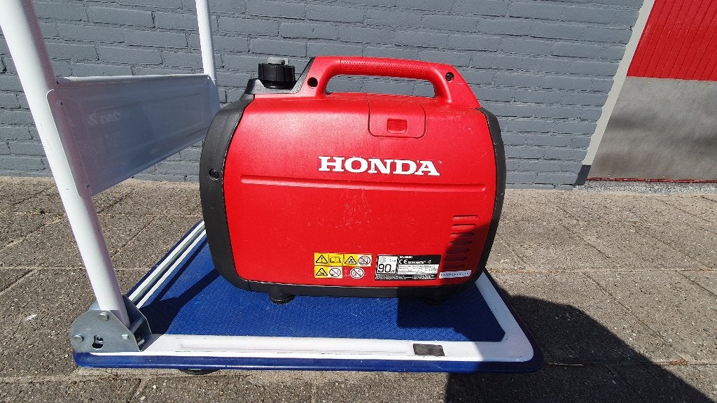 Generator Honda EU 22i inverter propaan (LPG), Ophalen, Benzine, Zo goed als nieuw, Geluidgedempt