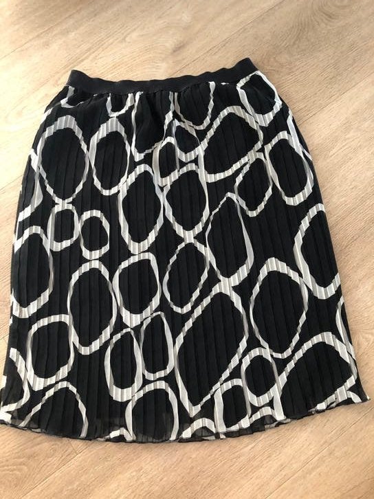 Luchtige rok zwart beige mt 40 nieuw, Kleding | Dames, Maat 38/40 (M), Zwart, Nieuw, Ophalen of Verzenden
