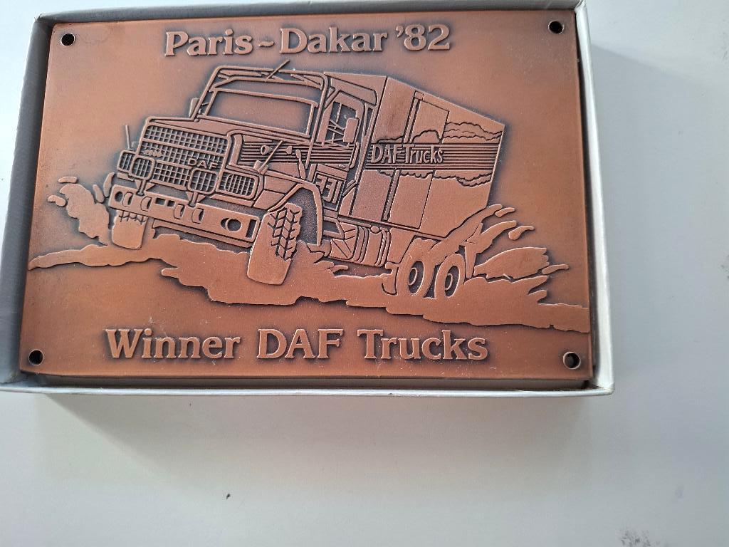 Plaquette Paris-Dakar `82 Winner DAF Trucks, Verzamelen, Ophalen of Verzenden, Zo goed als nieuw, Auto's