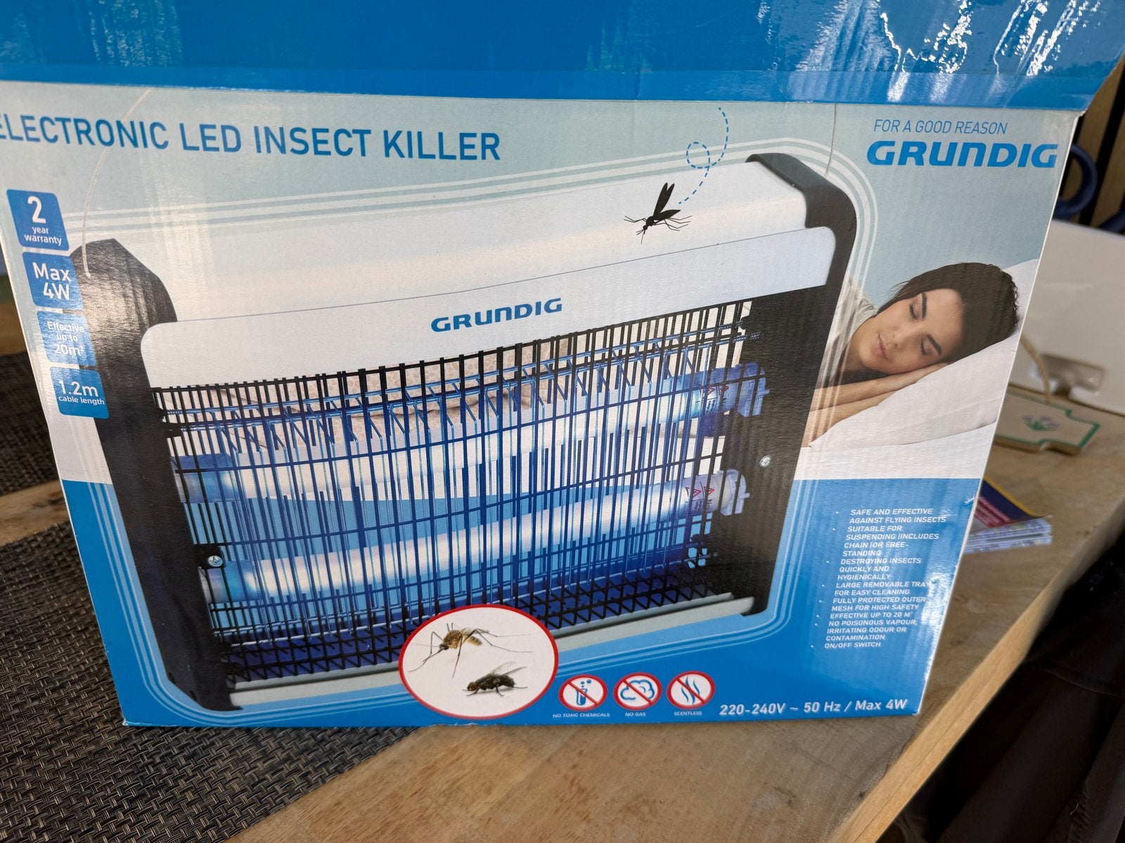 Grundig Elektronische LED Insectenverdelger - Max 4W, Witgoed en Apparatuur, Ophalen of Verzenden, Zo goed als nieuw